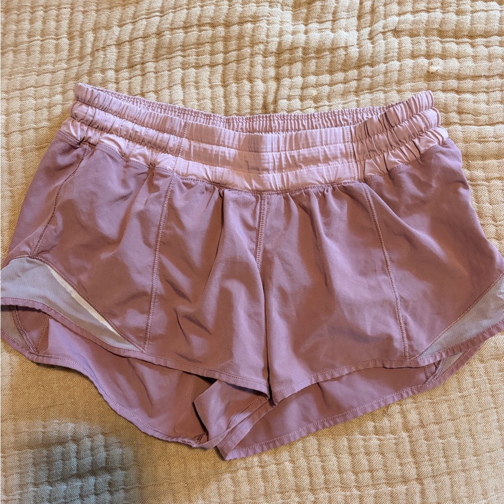 lululemon athletica Light Purple Athletic Shorts 2.5 hotty hot